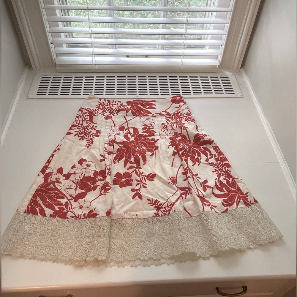 Ann Taylor Floral Print A-Line Skirt - Women’s 4